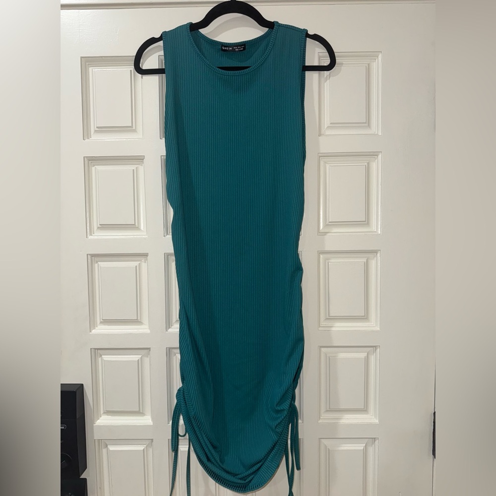 SHEIN Green Sleeveless Ruched Tank Top